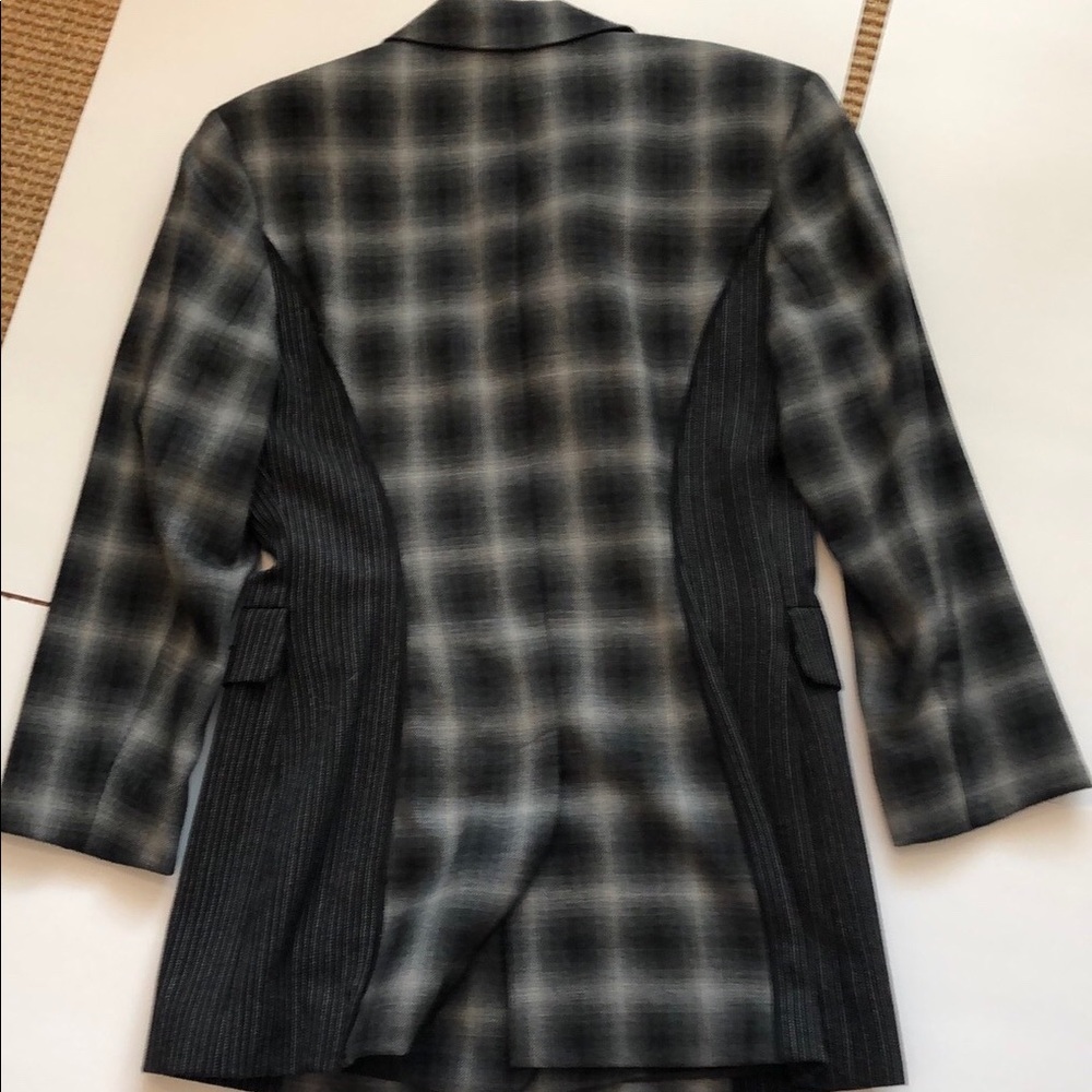 Crisca multi printed jacket.  Funky designer - Picture 2 of 7